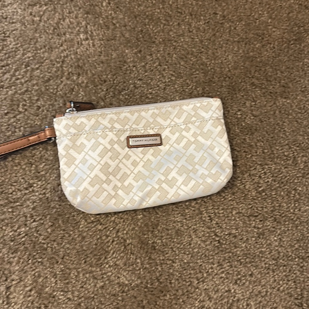 Tommy Hilfiger wristlet